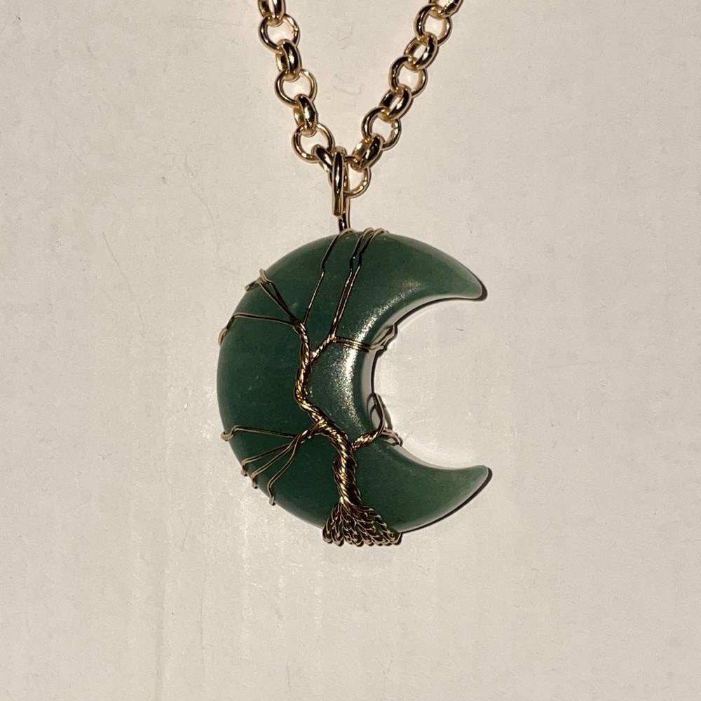 Jade Moon Wire Gold Chain Necklace - Picture 1 of 2